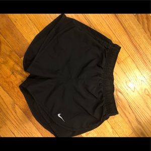 All black women’s Xs nike athletic shorts